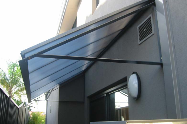 بارانگیر طلقی